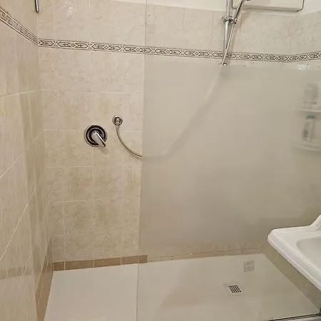 Aida Trevi Fountain Apartment